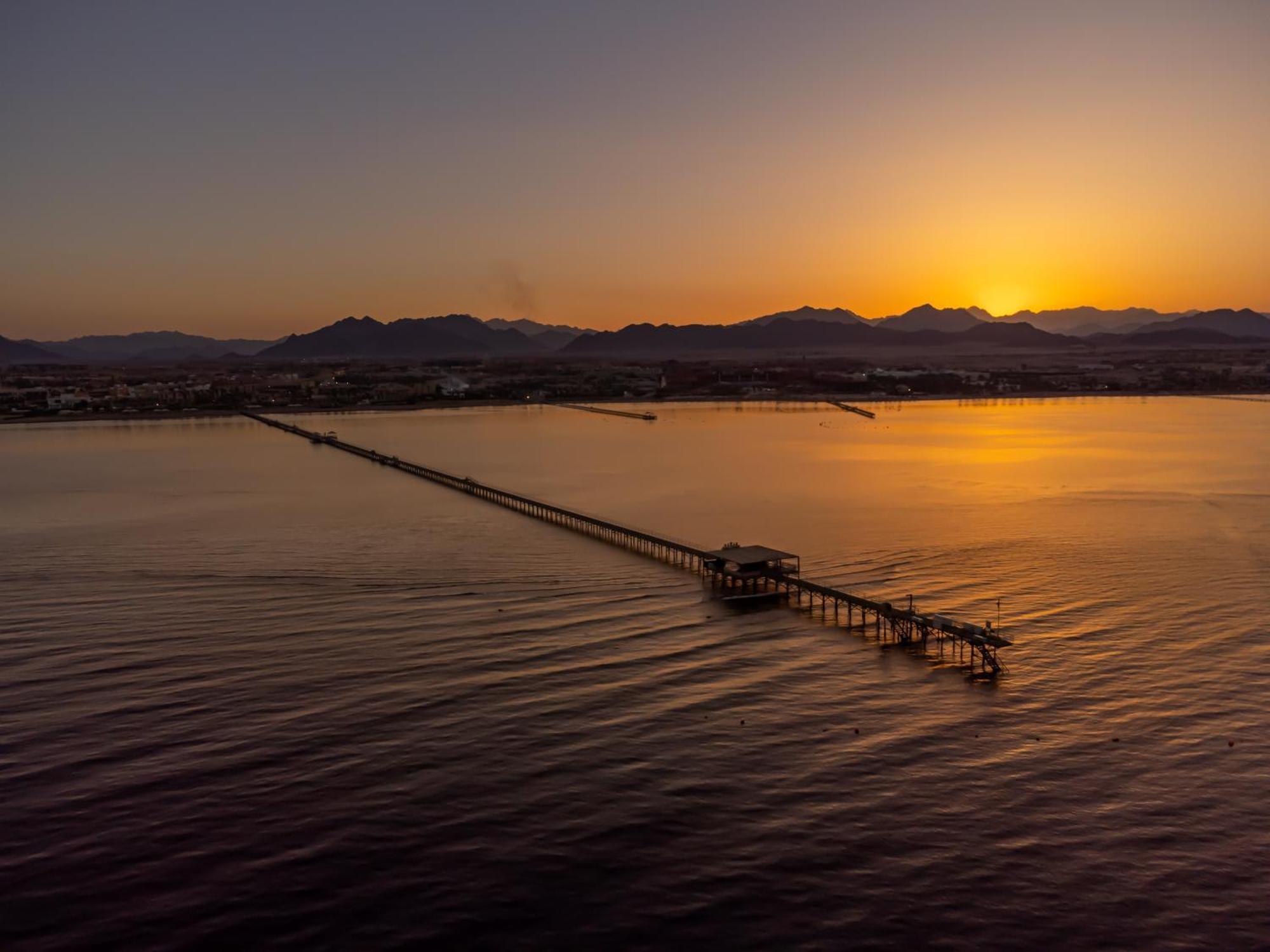 Rixos Premium Seagate - Ultra All Inclusive Sharm el-Sheikh Exterior foto Sunset at the San Diego Bay